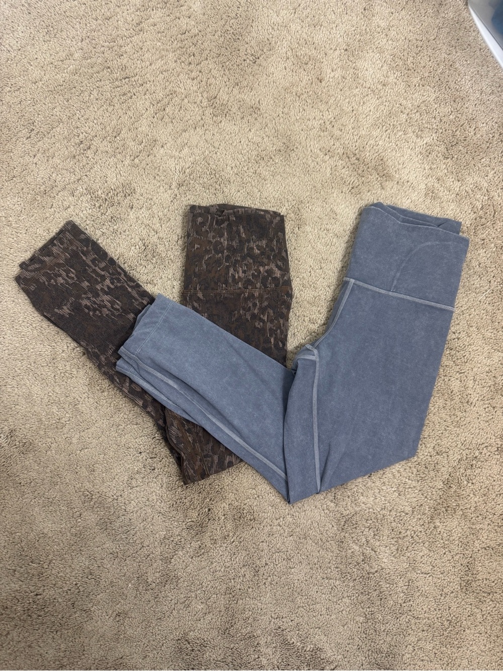 Lululemon Lot of Size 8 Wunder Train Align leggings